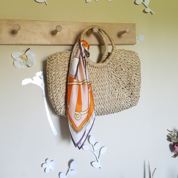 Straw Summer Bag Natural Color Zip Closure - Picture 5 of 8